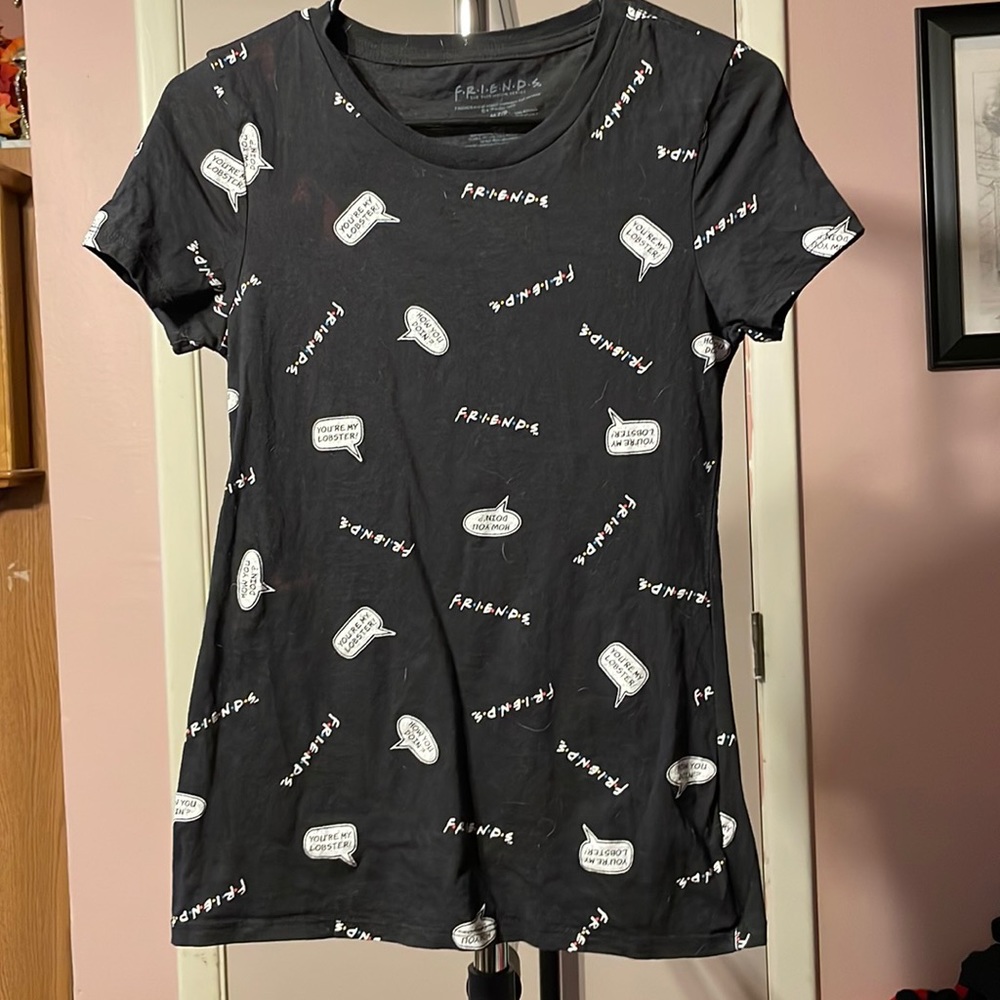 “Friends” T-shirt